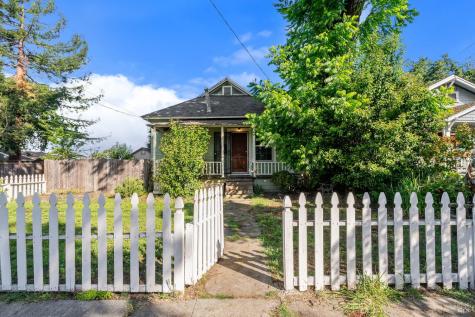 227 Hewett Street Santa Rosa CA 95401