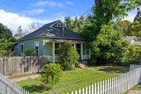 227 Hewett Street Santa Rosa CA 95401