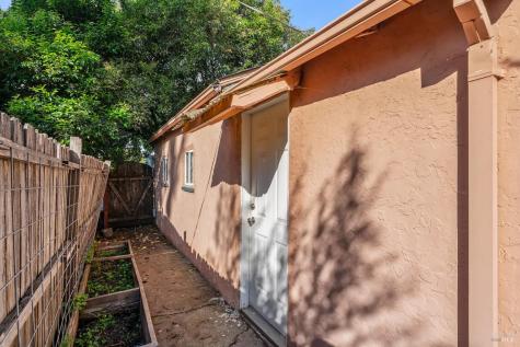 227 Hewett Street Santa Rosa CA 95401