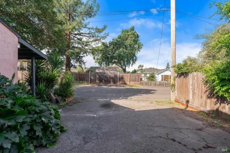 227 Hewett Street Santa Rosa CA 95401