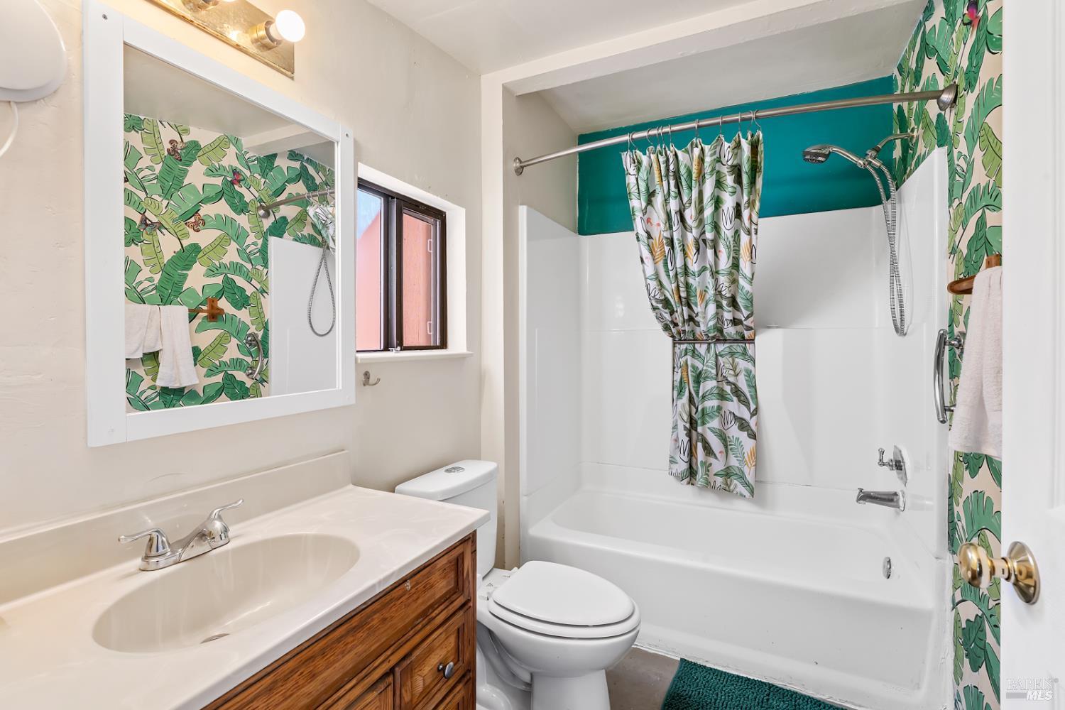227 Hewett Street Santa Rosa CA 95401