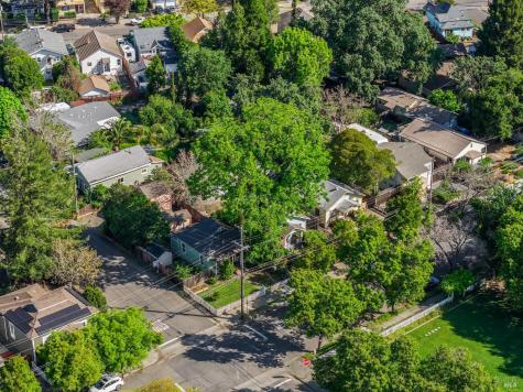227 Hewett Street Santa Rosa CA 95401