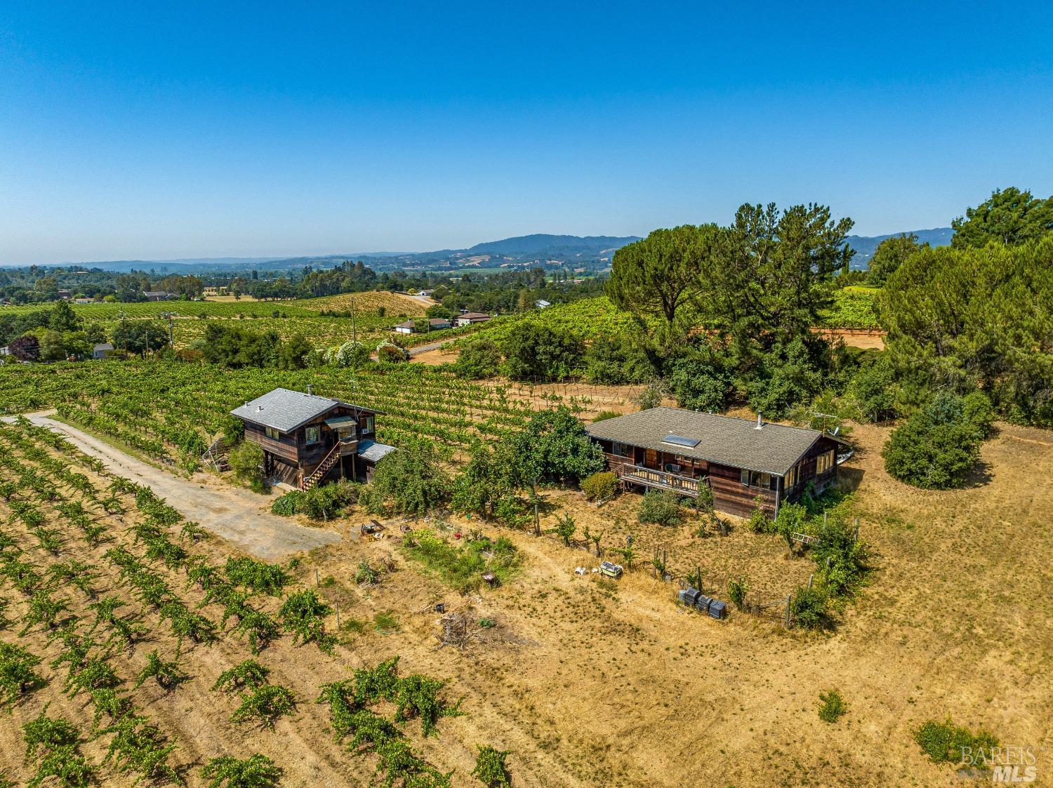 833 Limerick Lane Healdsburg CA 95448