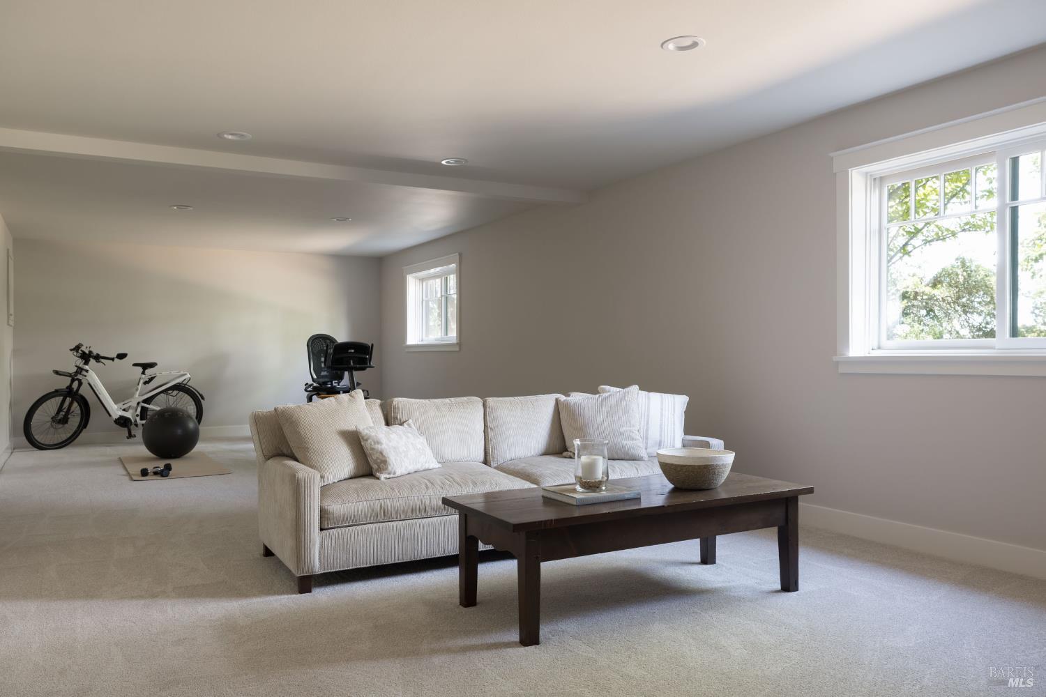 2487 Incline Drive Santa Rosa CA 95404