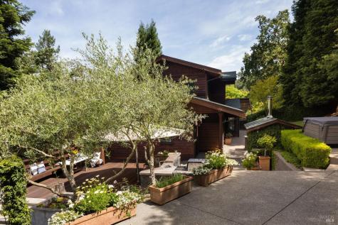 2487 Incline Drive Santa Rosa CA 95404