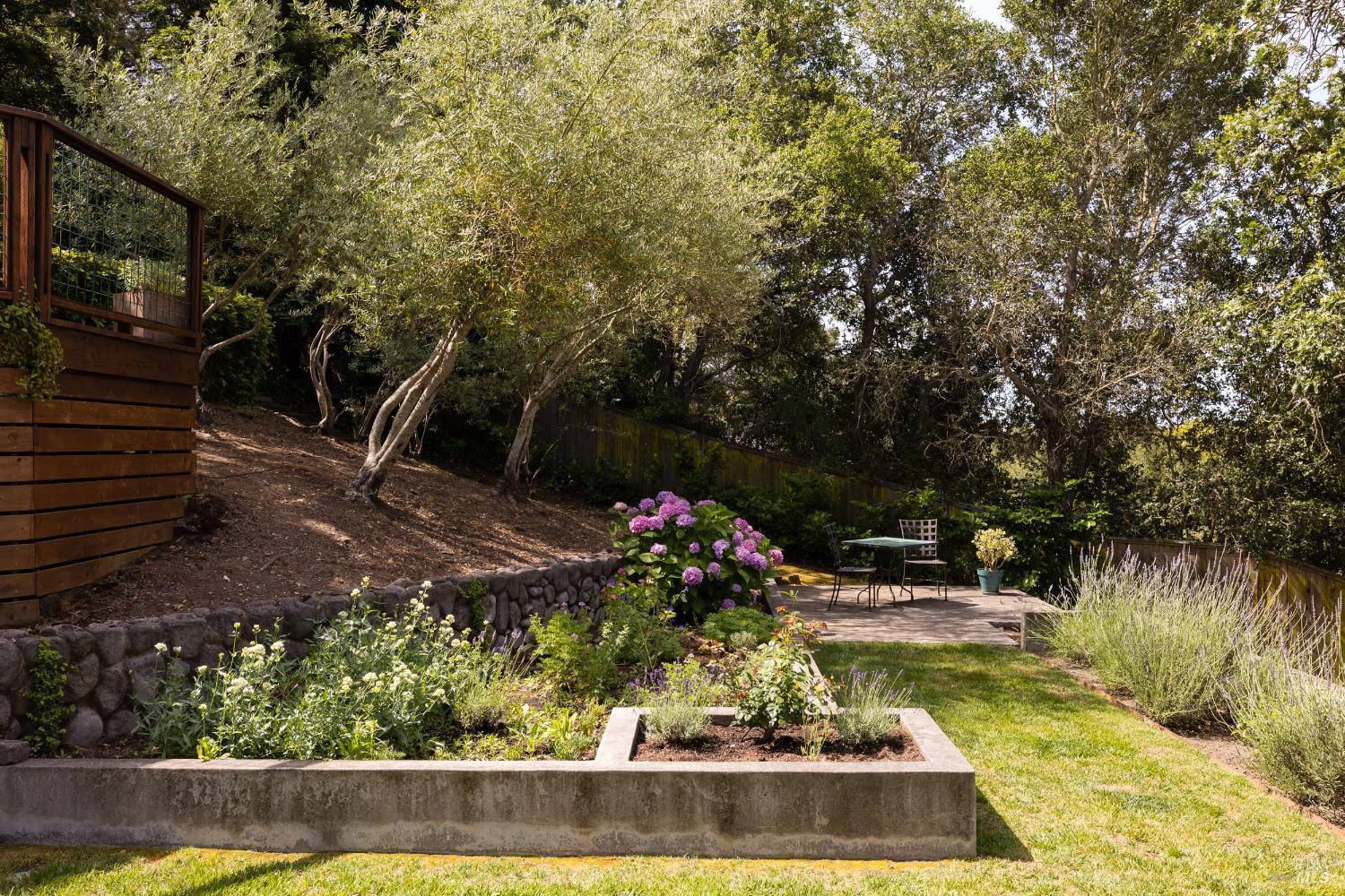 2487 Incline Drive Santa Rosa CA 95404