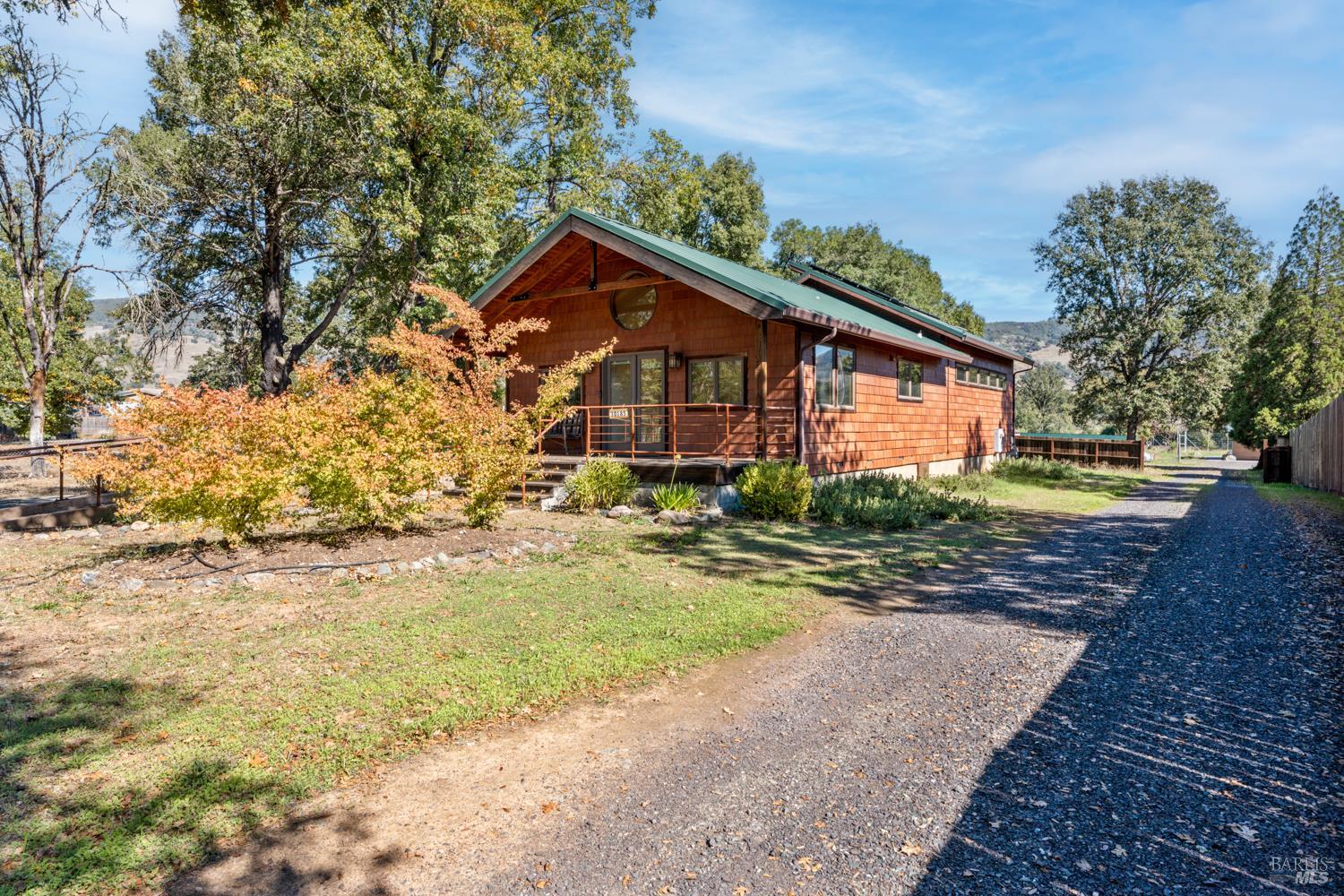 10185 East Road Redwood Valley CA 95470