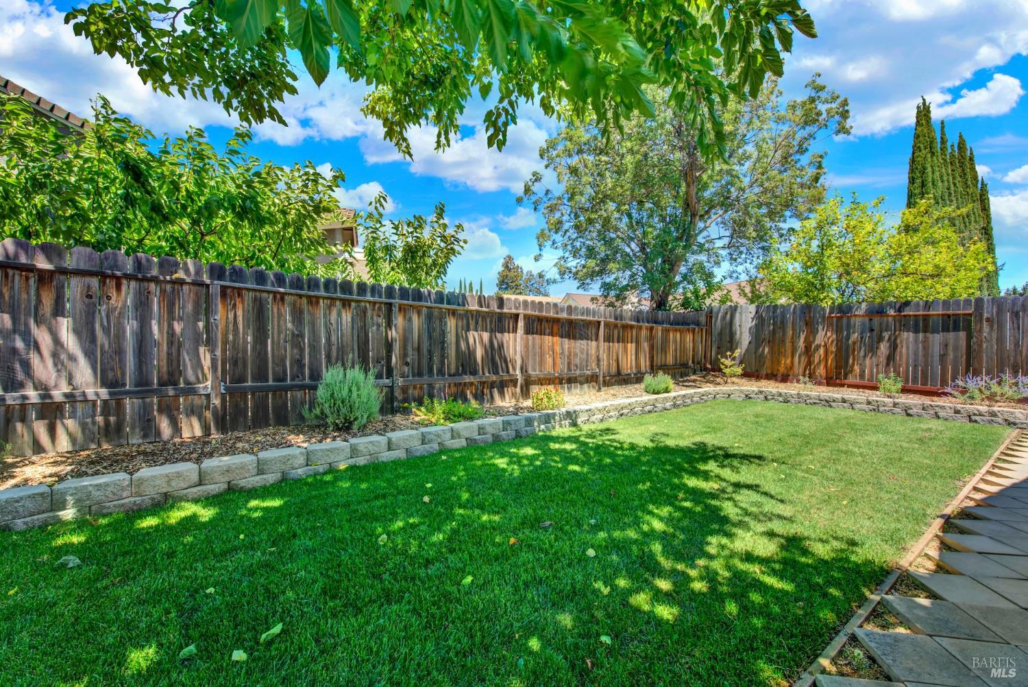 1034 Hickory Avenue Fairfield CA 94533
