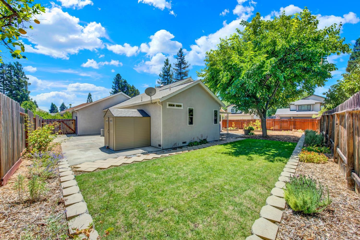 1034 Hickory Avenue Fairfield CA 94533
