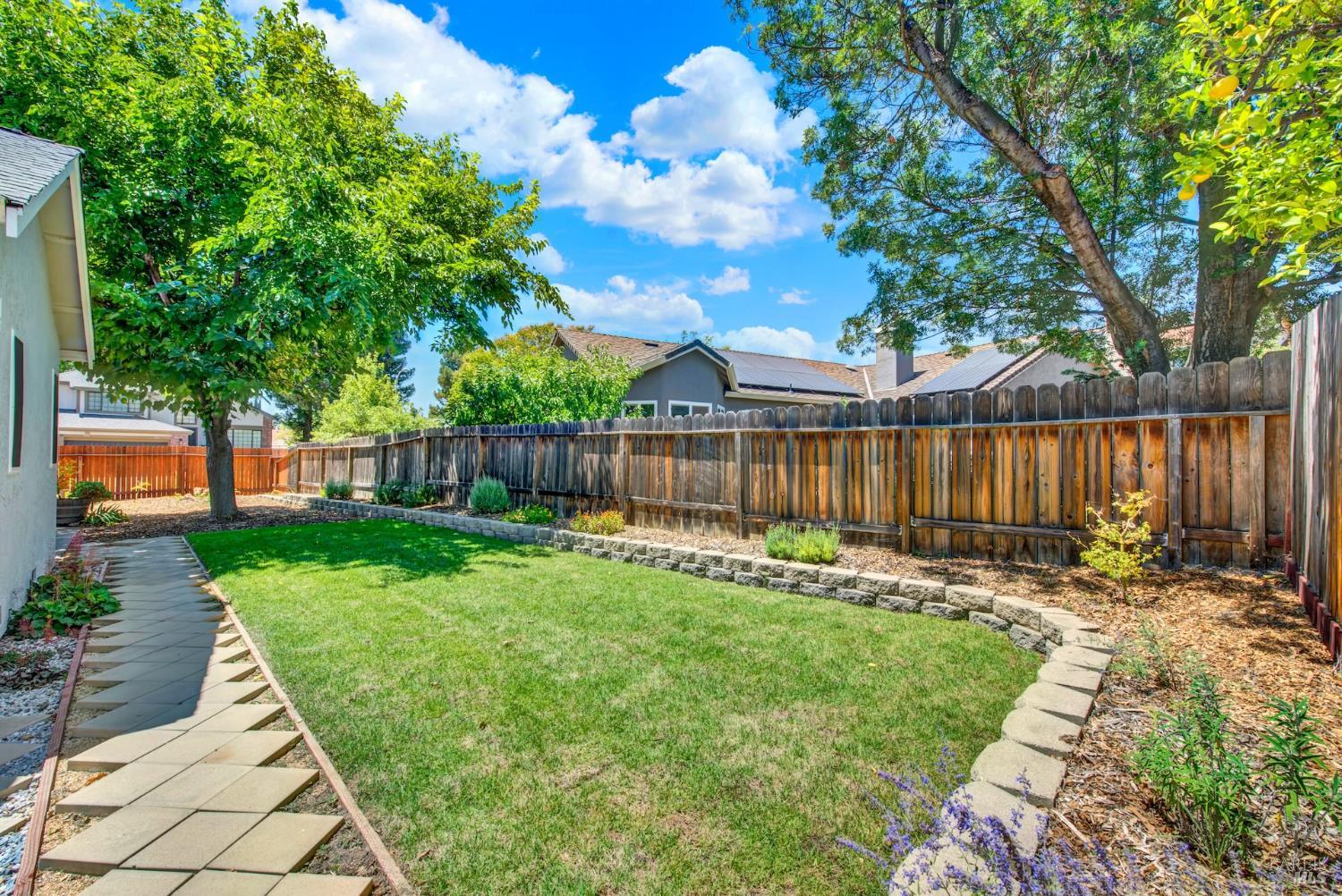 1034 Hickory Avenue Fairfield CA 94533