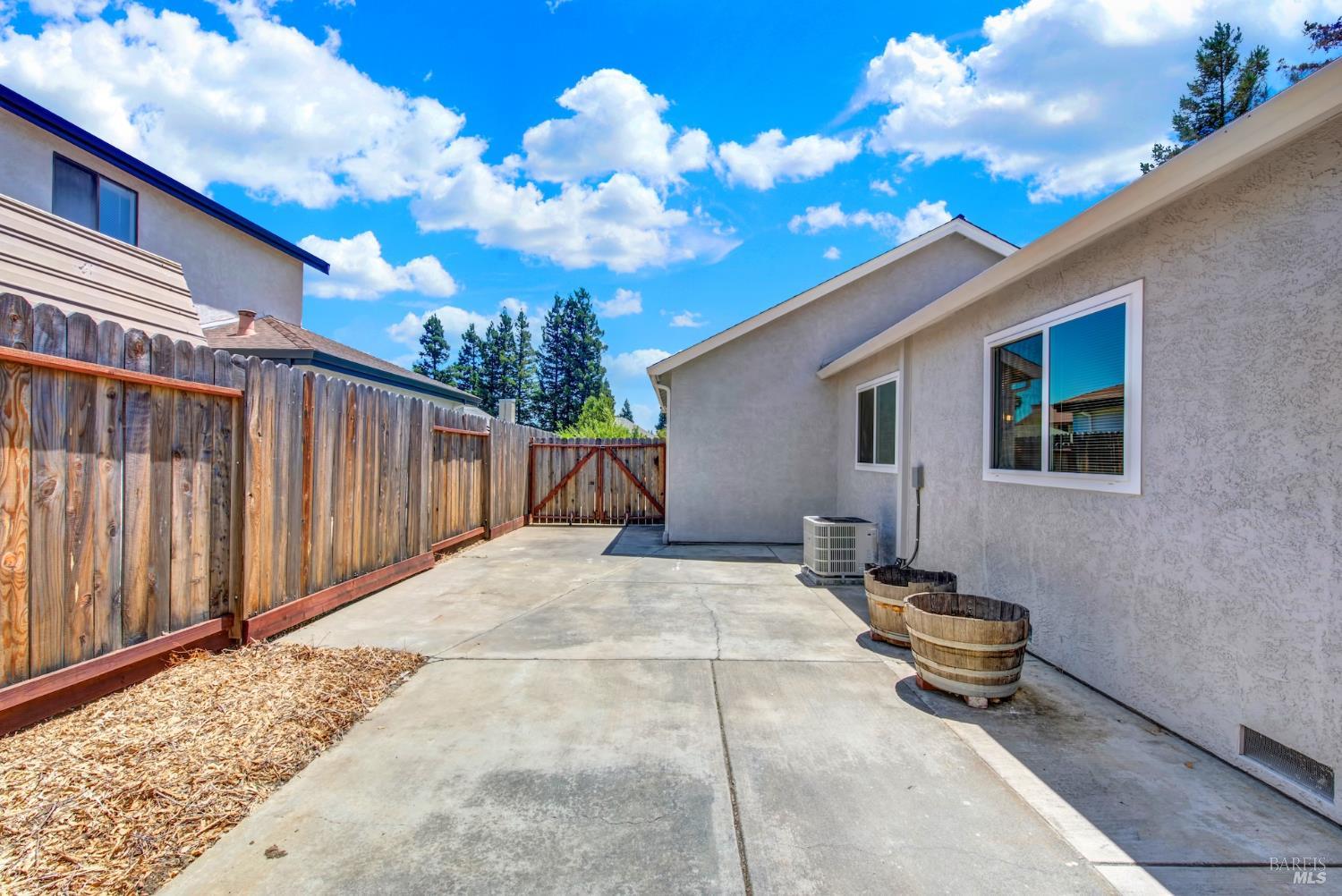 1034 Hickory Avenue Fairfield CA 94533