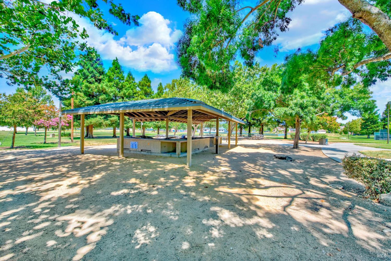 1034 Hickory Avenue Fairfield CA 94533