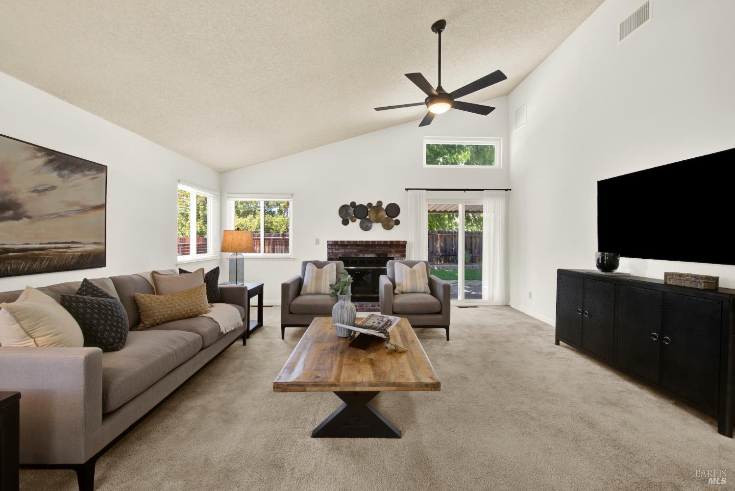 1034 Hickory Avenue Fairfield CA 94533
