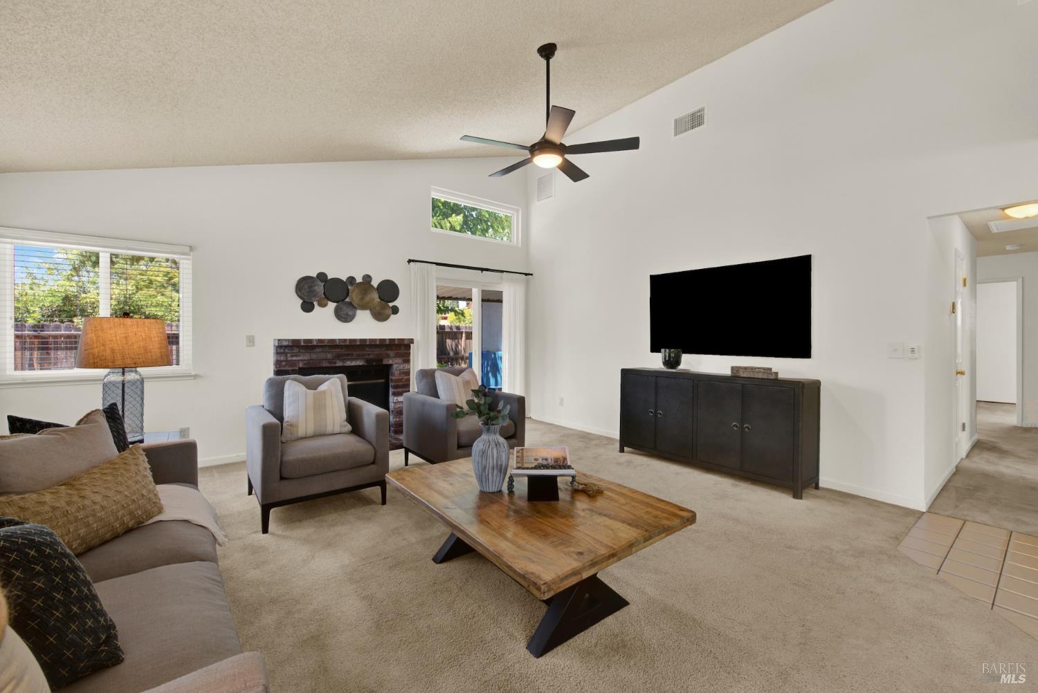 1034 Hickory Avenue Fairfield CA 94533