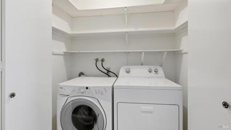 2344 Gads Hill Street Santa Rosa CA 95401