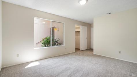2344 Gads Hill Street Santa Rosa CA 95401