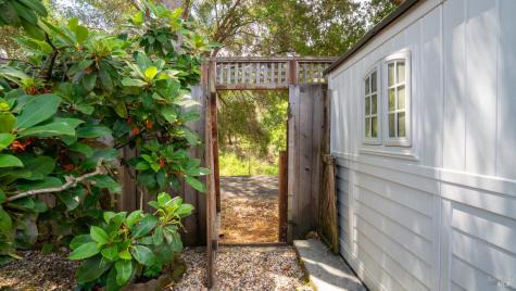 2344 Gads Hill Street Santa Rosa CA 95401
