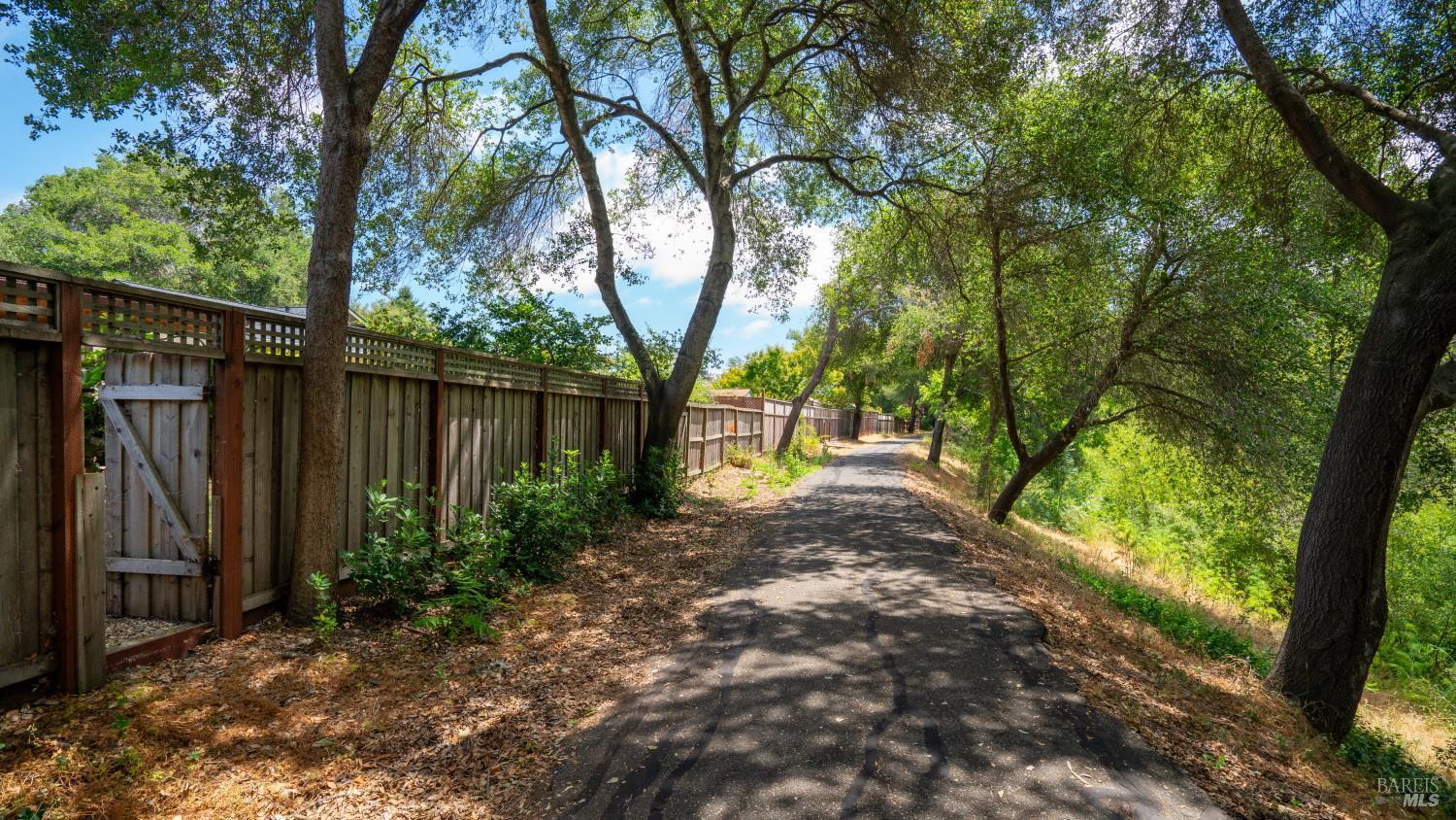 2344 Gads Hill Street Santa Rosa CA 95401