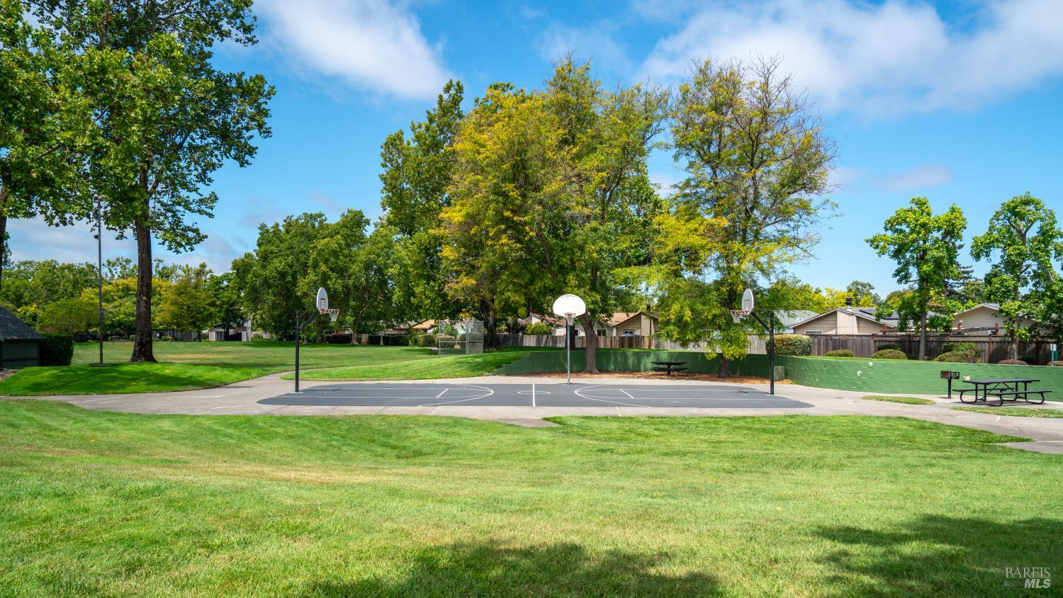 2344 Gads Hill Street Santa Rosa CA 95401