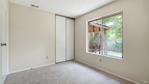 2344 Gads Hill Street Santa Rosa CA 95401