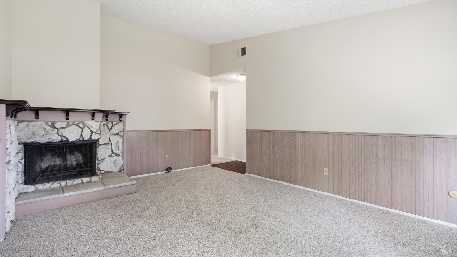 2344 Gads Hill Street Santa Rosa CA 95401
