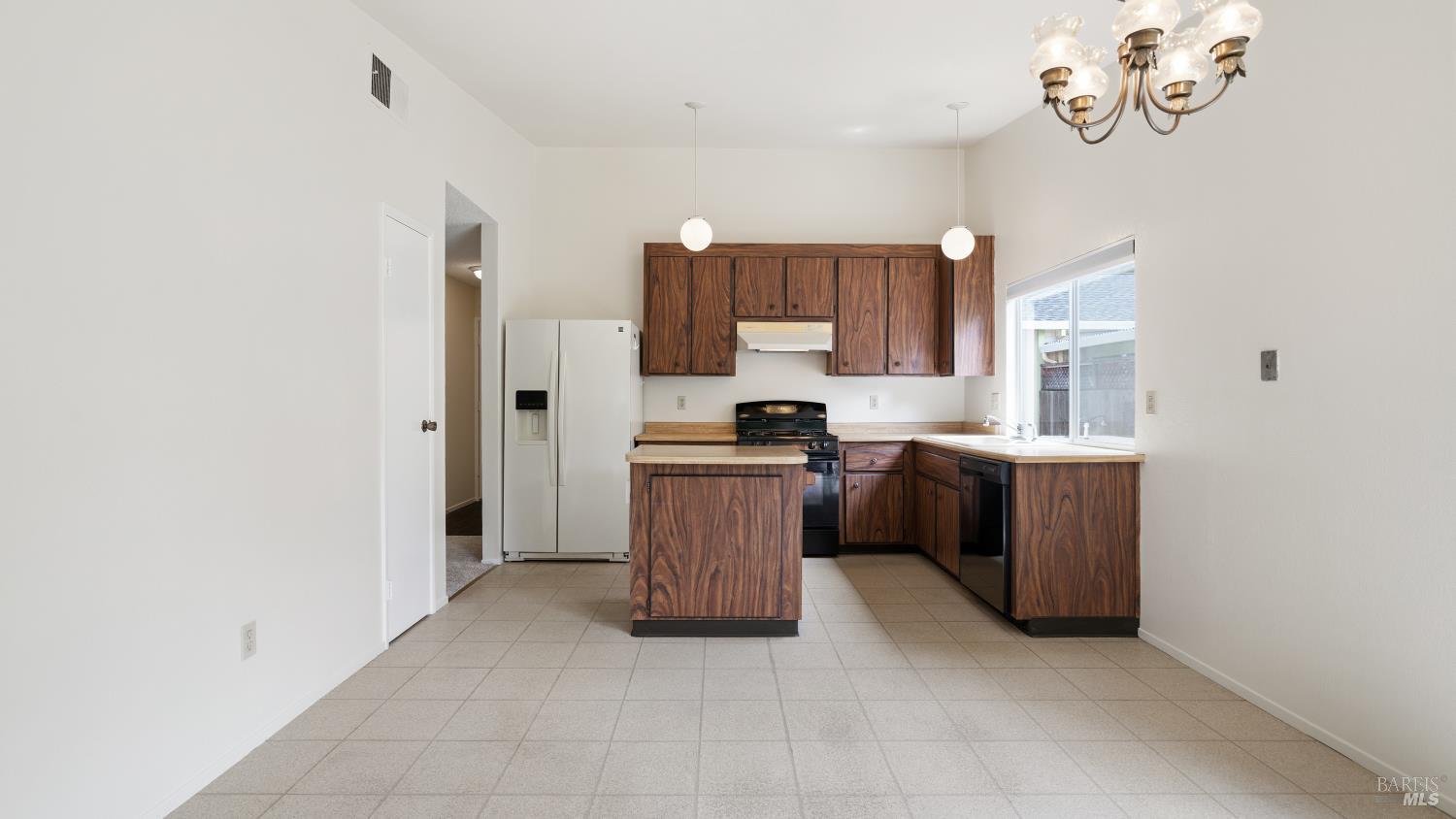 2344 Gads Hill Street Santa Rosa CA 95401