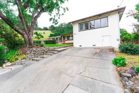 90 Summers Avenue Novato CA 94945