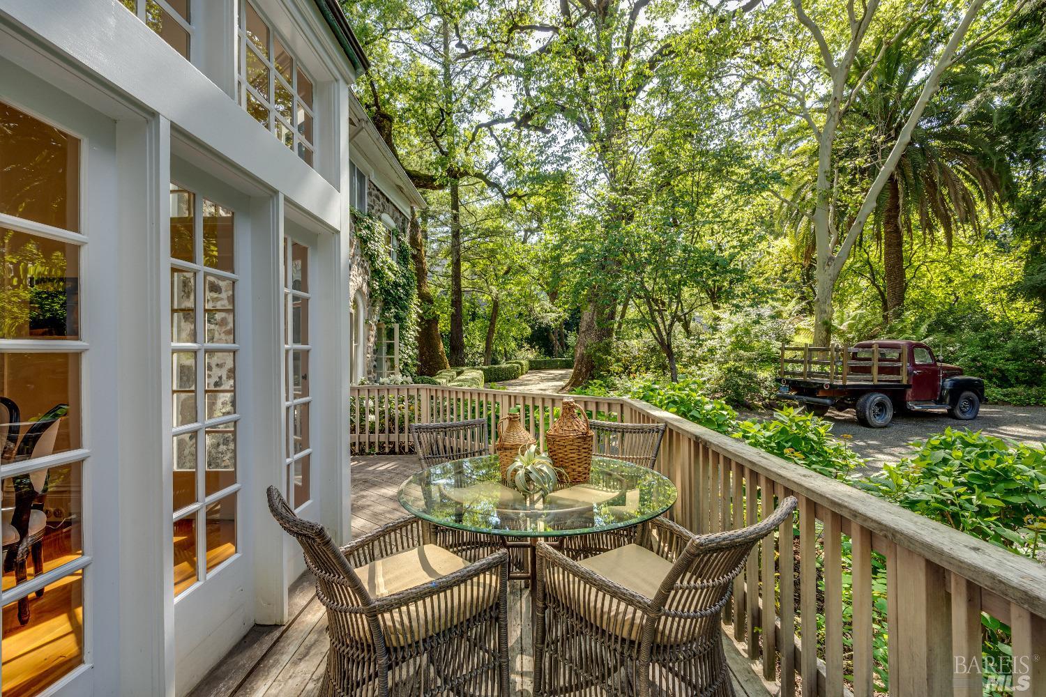 1105 Lodi Lane St. Helena CA 94574