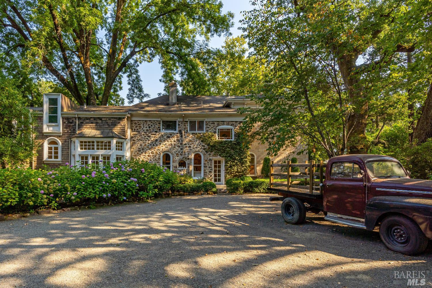 1105 Lodi Lane St. Helena CA 94574