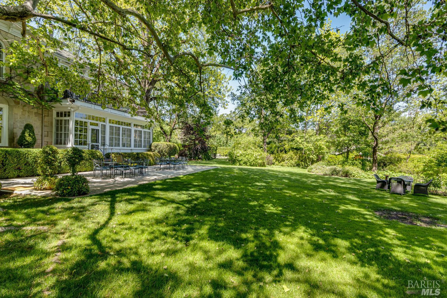 1105 Lodi Lane St. Helena CA 94574