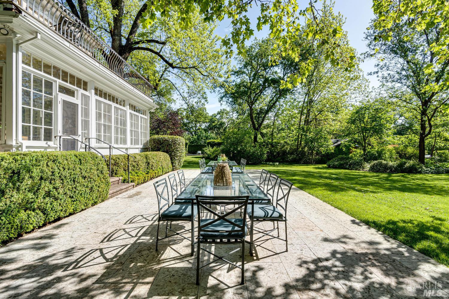 1105 Lodi Lane St. Helena CA 94574