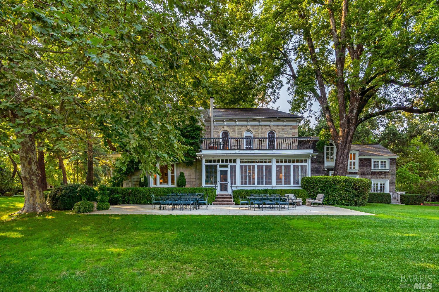 1105 Lodi Lane St. Helena CA 94574