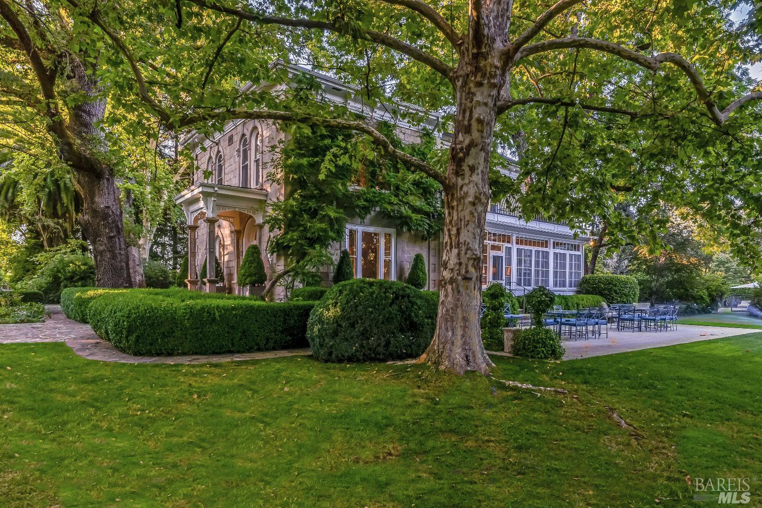 1105 Lodi Lane St. Helena CA 94574