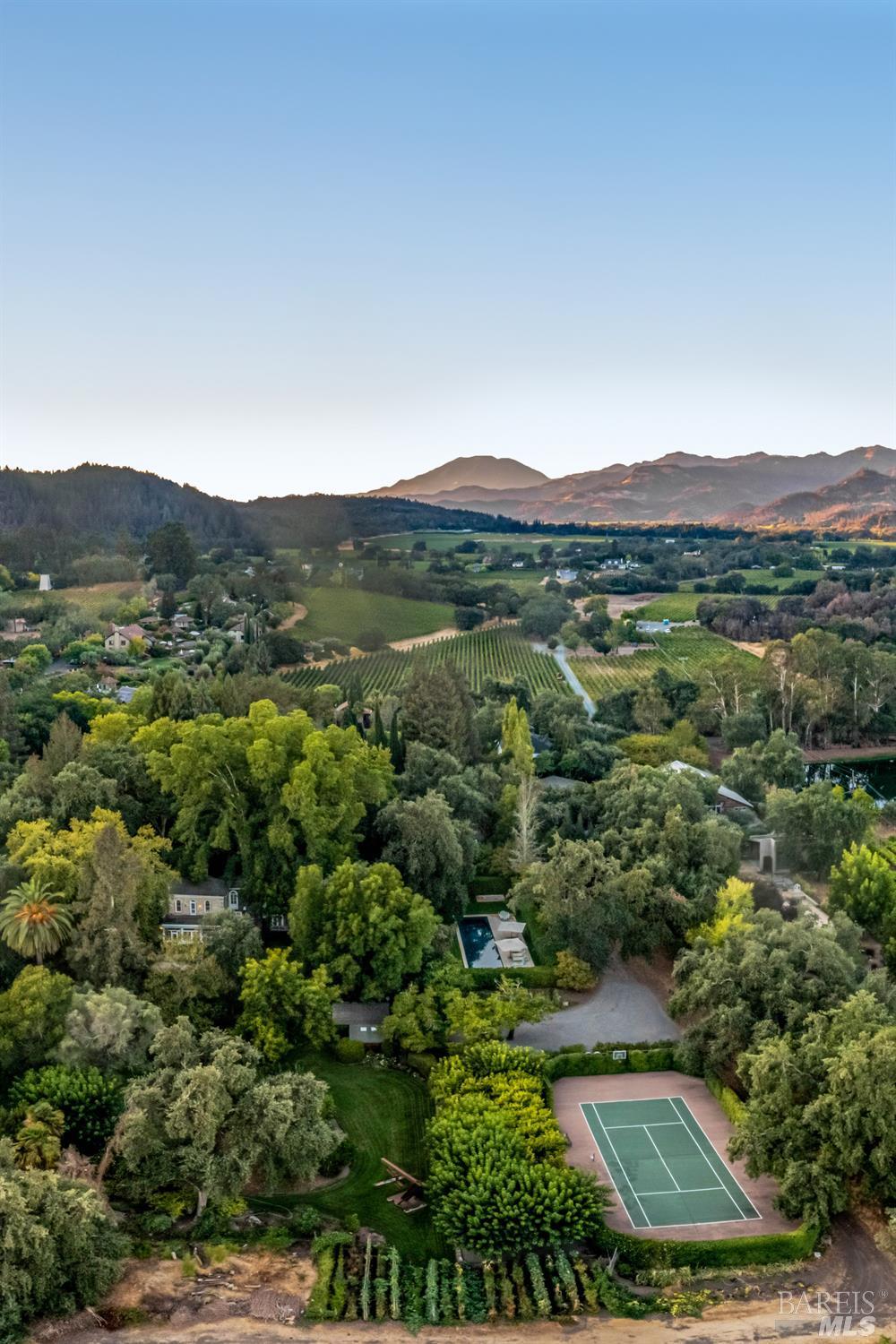 1105 Lodi Lane St. Helena CA 94574