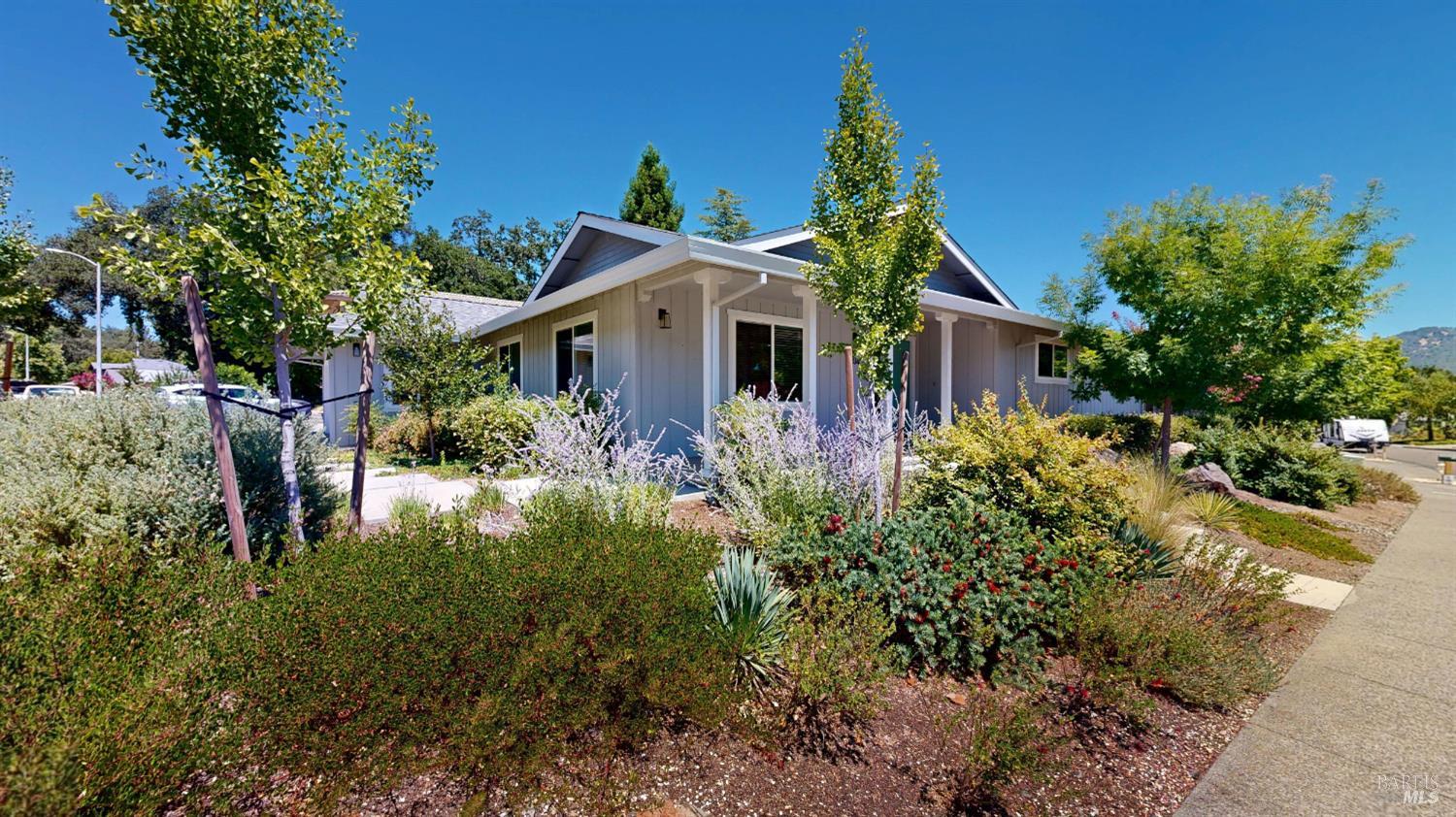 404 N Foothill Boulevard Cloverdale CA 95425