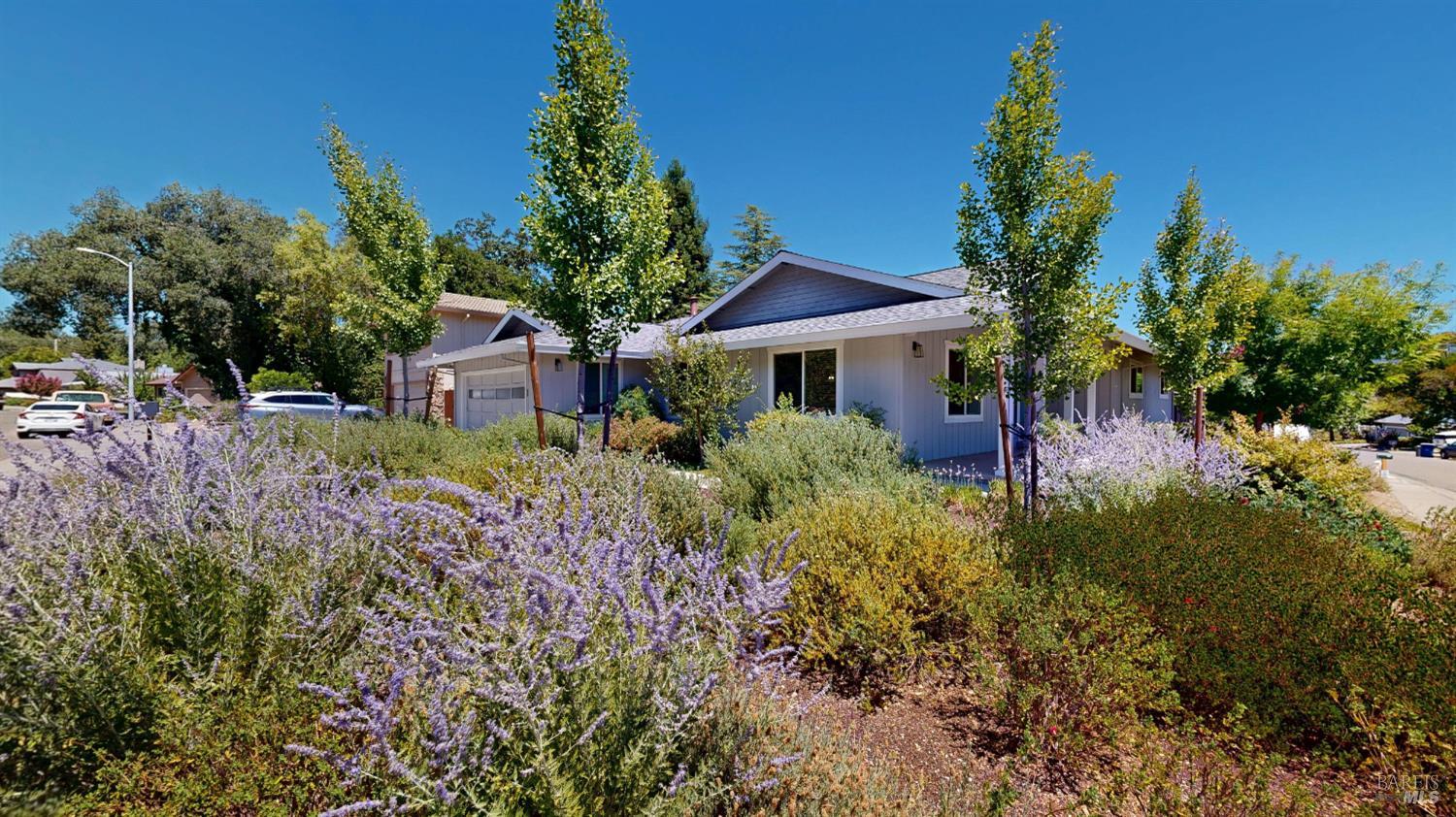 404 N Foothill Boulevard Cloverdale CA 95425
