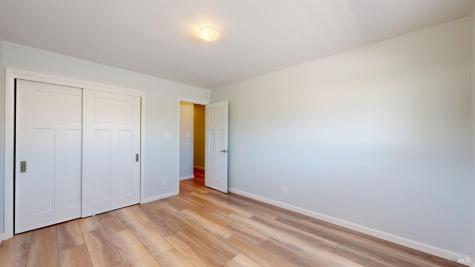 404 N Foothill Boulevard Cloverdale CA 95425