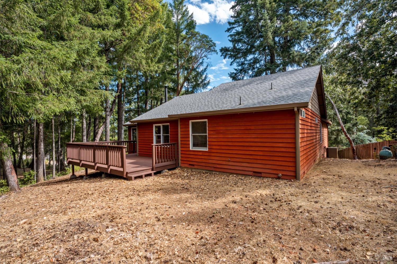 1211 Maize Way Willits CA 95490