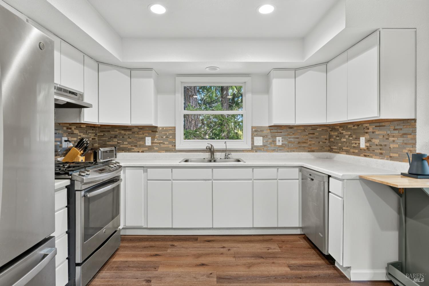 1211 Maize Way Willits CA 95490