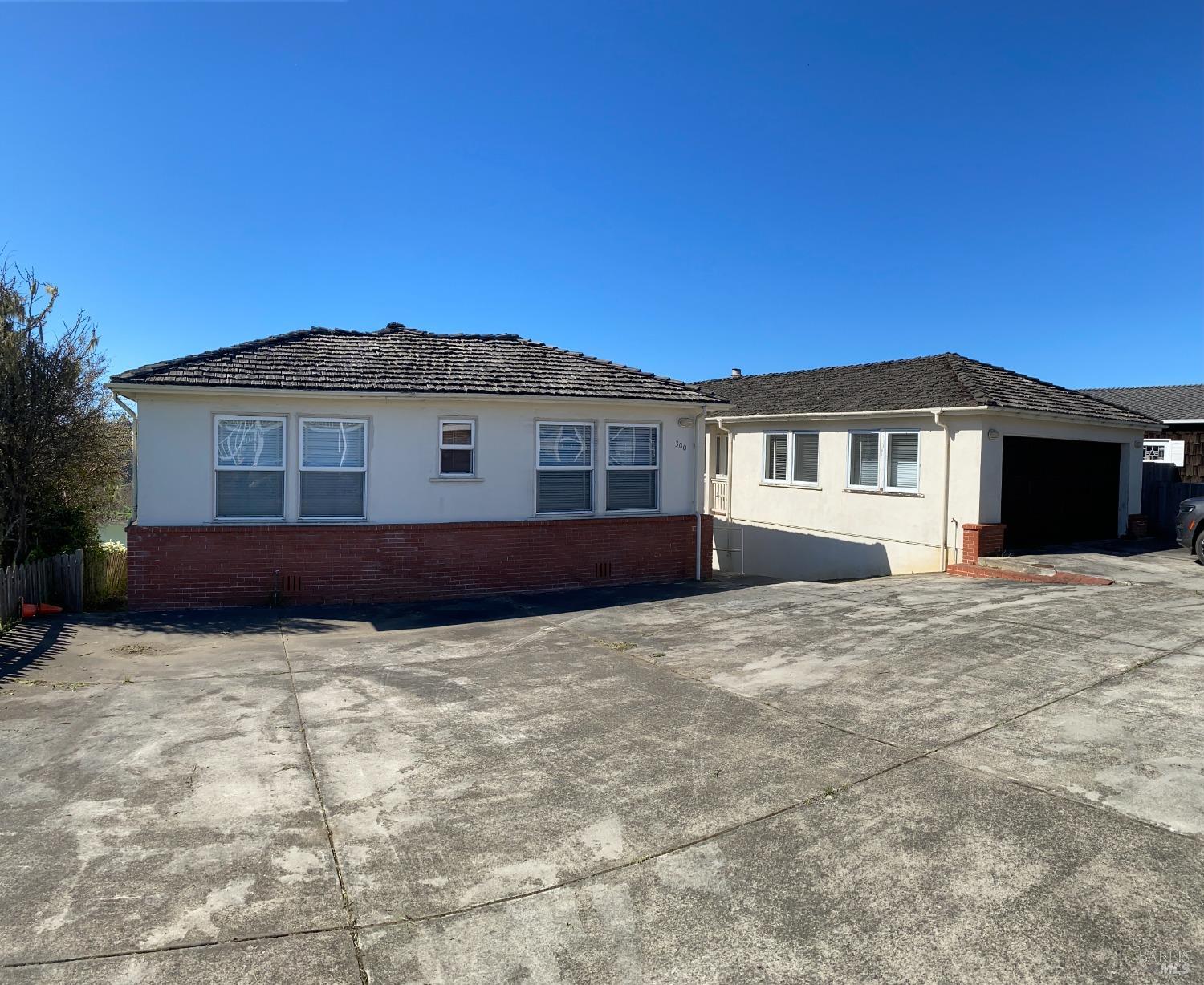 300 N Harbor Drive Fort Bragg CA 95437