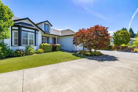 612 Benjamins Court Santa Rosa CA 95409