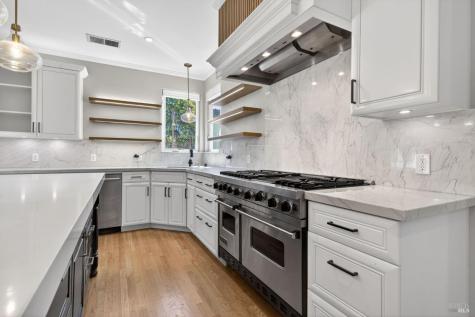 612 Benjamins Court Santa Rosa CA 95409