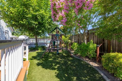 612 Benjamins Court Santa Rosa CA 95409