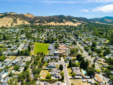 612 Benjamins Court Santa Rosa CA 95409