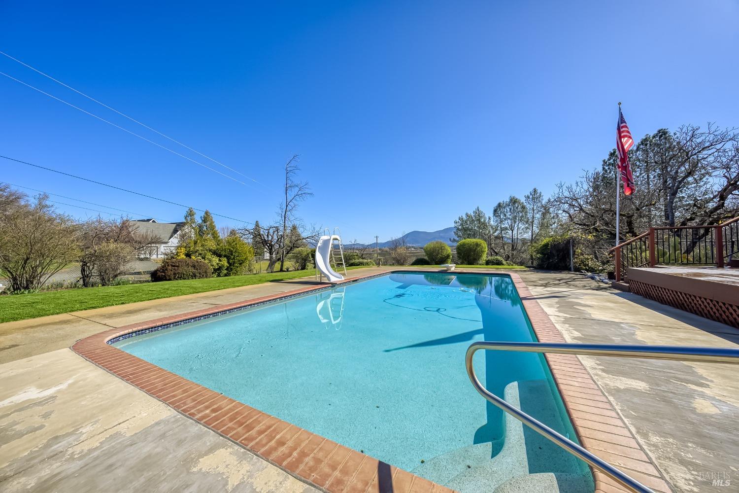 6535 Highland Springs Road Lakeport CA 95453