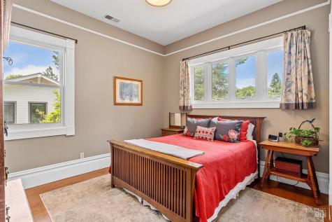 401 Matheson Street Healdsburg CA 95448