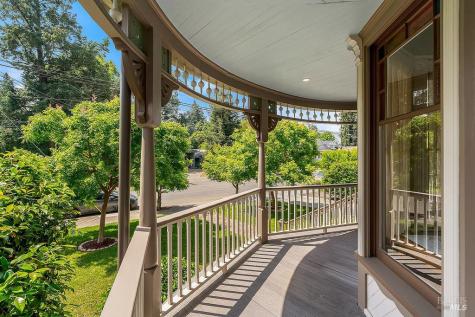 401 Matheson Street Healdsburg CA 95448