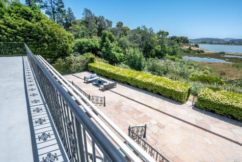 110 Bay Way San Rafael CA 94901