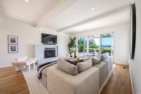 110 Bay Way San Rafael CA 94901
