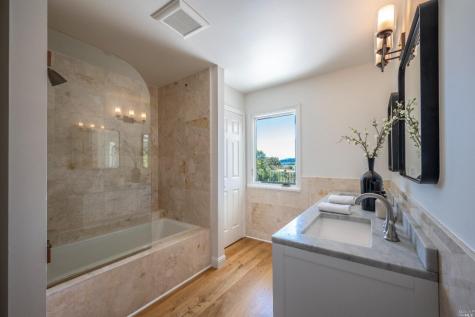 110 Bay Way San Rafael CA 94901